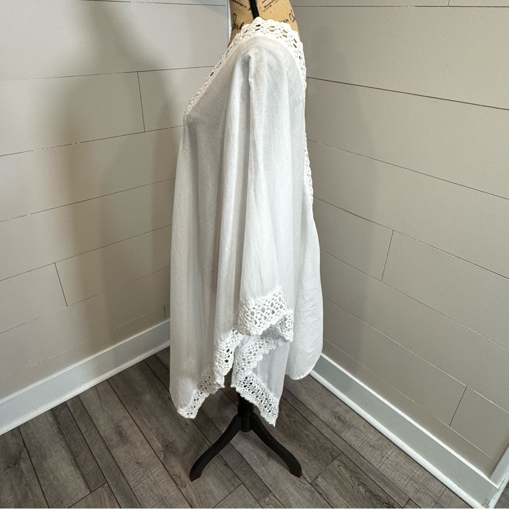 Natural Impressions White Crochet Trim Cover-Up - One Size - Picture 2 of 6